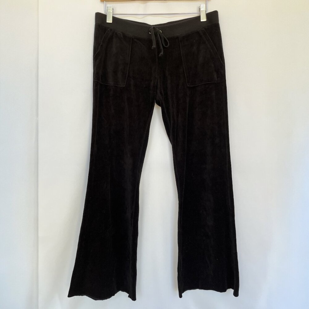 Juicy Couture Y2K Low Waisted Velour Track Pants with Pockets